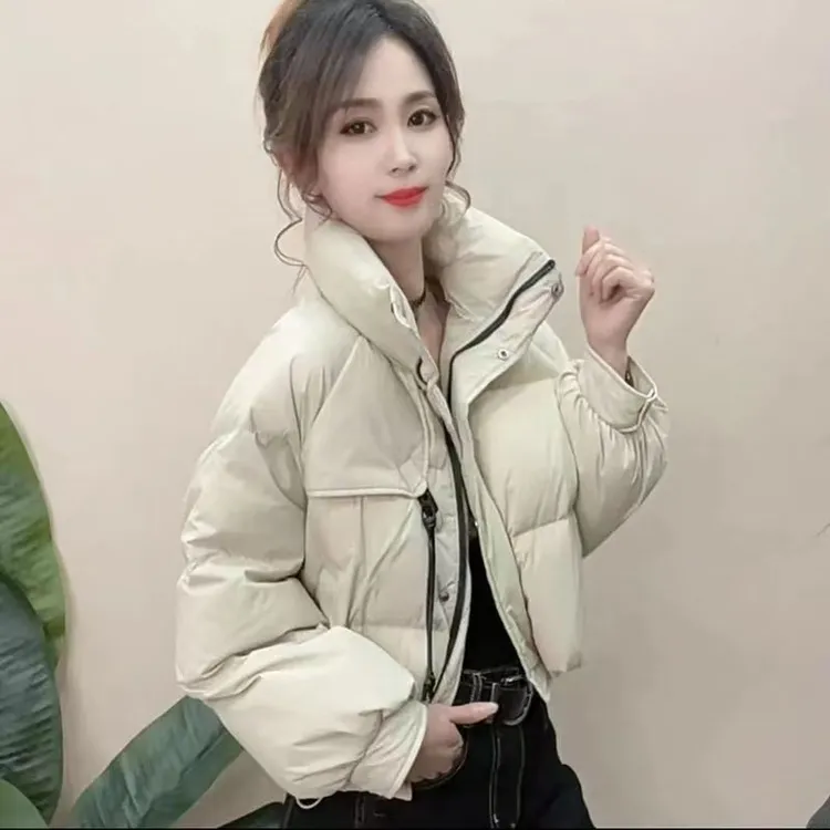 白色羽绒服女短款小个子2025冬季新款加厚高级感白鸭绒面包服外套