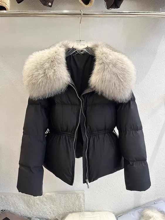 冬季2025年新款大码奢华加毛领短款设计感女款收腰面包服棉服外套