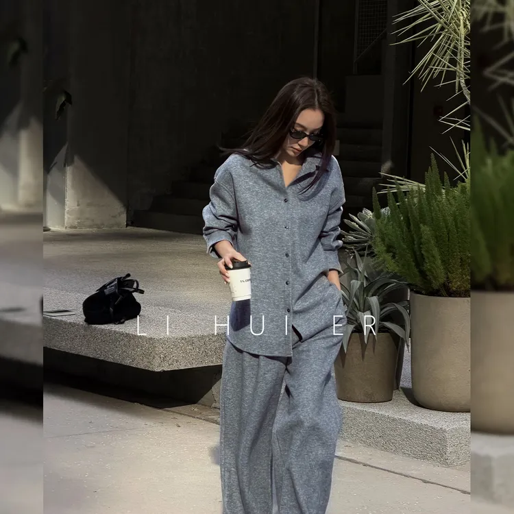  LiHuiEr李慧儿【西洋爵士】2025秋冬款百搭舒适浅灰色套装8430
