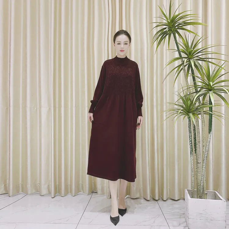9784波尔多红立体设计款羊毛气质秋冬长款轻奢针织连衣裙时尚复古