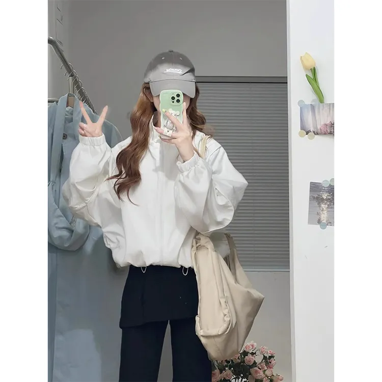 2025春季新款女装白色短款防晒服冲锋衣夏季小个子温柔风短款外套