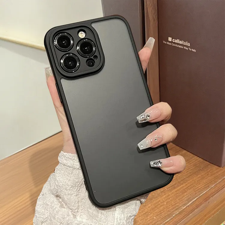 适用苹果16promax手机壳磨砂黑色新款iPhone15pro防指纹17promax