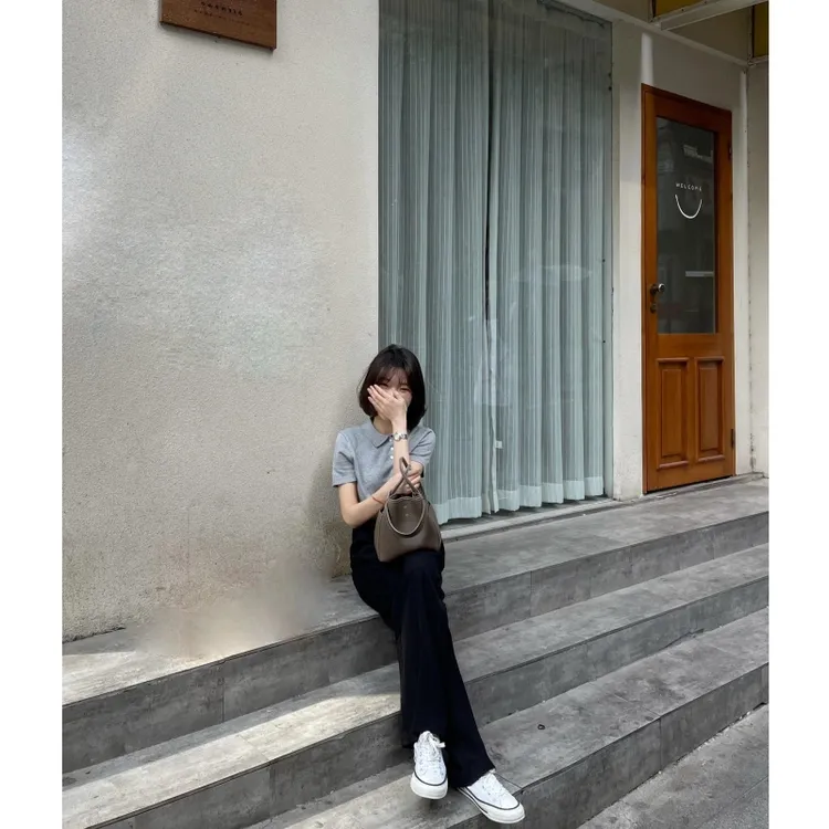 洋气休闲装小众女装轻奢高级感气质夏季短袖百搭黑色裤时尚套装