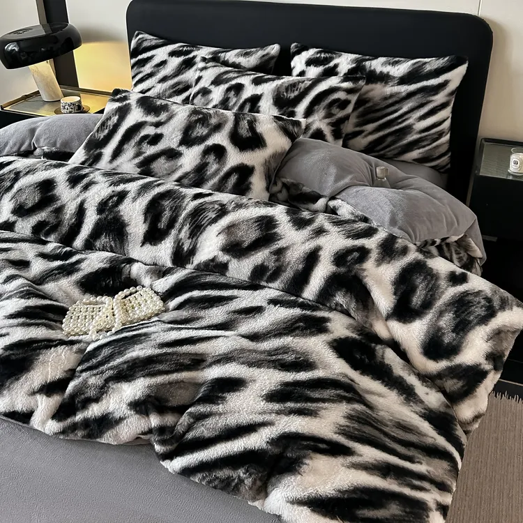 兔毛牛奶绒四件套双面绒被套加厚冬季保暖绒法莱绒床单款床上用品