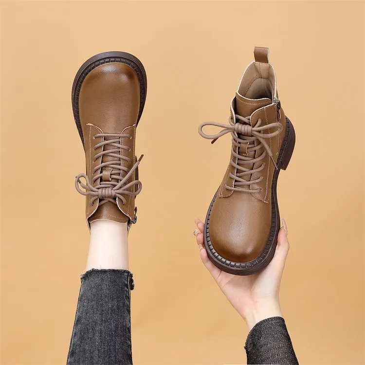 芒果头马丁靴女款2025年秋季新款时尚休闲单靴软底英伦风平底短靴