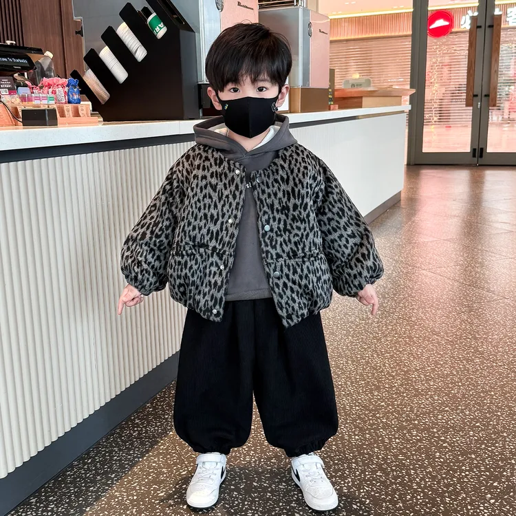 儿童衣服男童加绒卫衣套装2025新款男孩加厚外套宝宝秋冬装三件套