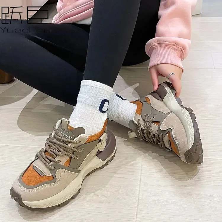 港风显脚小厚底老爹鞋女春秋炸街增高2025新款爆款百搭休闲运动鞋