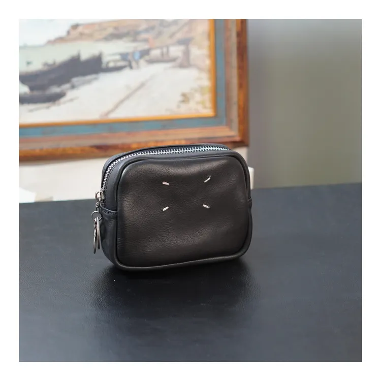 [冰语]2025百搭新款小众设计简约便携收纳真皮零钱四方包-250801