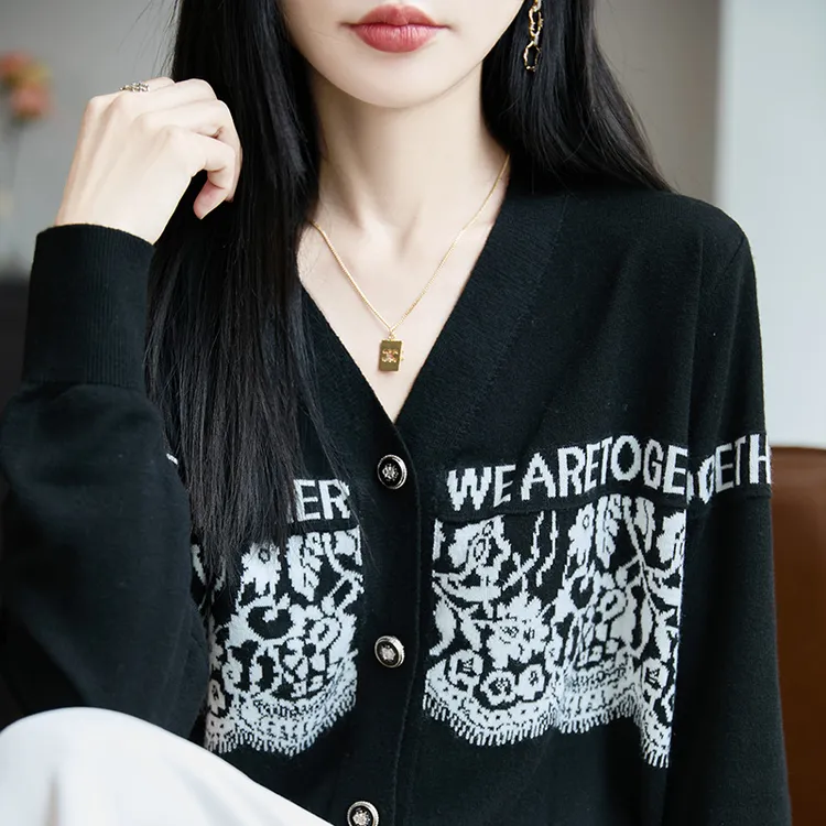 品牌撤柜正品新款长袖V领提花精纺羊毛针织衫百搭气质假开衫女