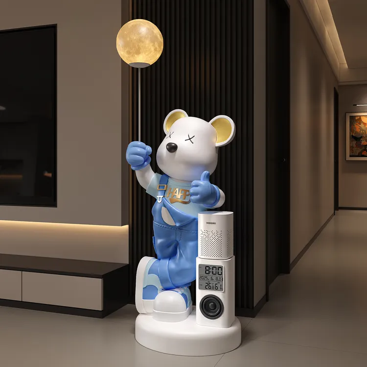 落地大型摆新房件客厅暴力熊存钱罐网红电视柜两旁高级感乔迁礼物