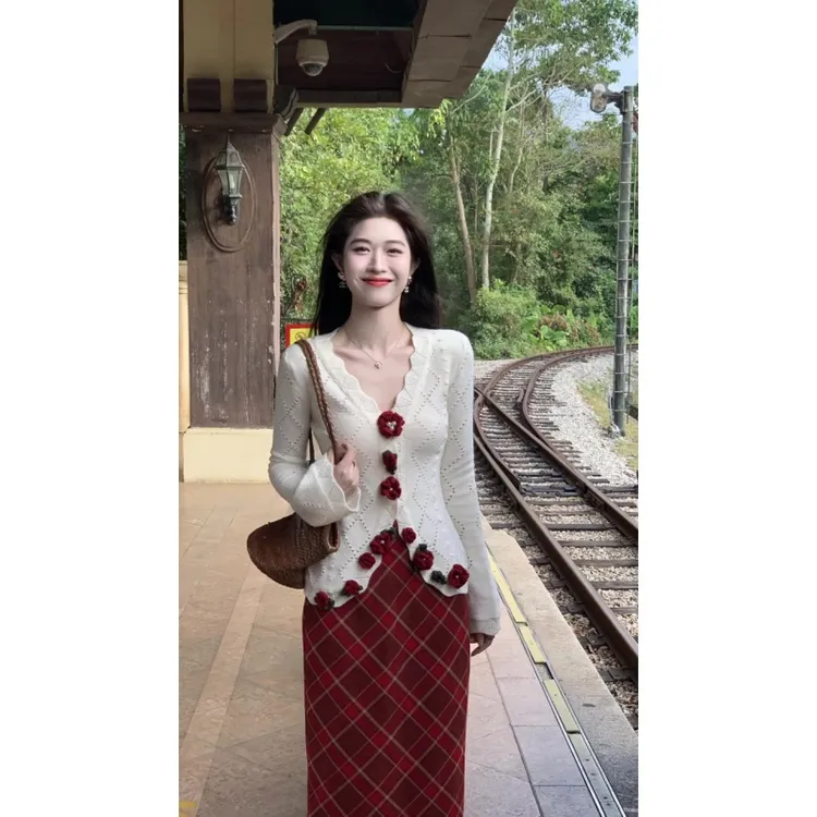 韩系温柔立体花朵针织开衫女秋冬新款收腰显瘦毛衣半身裙两件套装