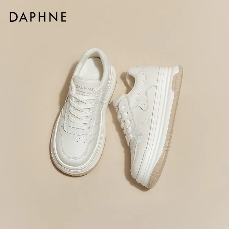 达芙妮2025年秋冬新款风感波粒加绒小白鞋厚底时尚百搭圆头休闲鞋