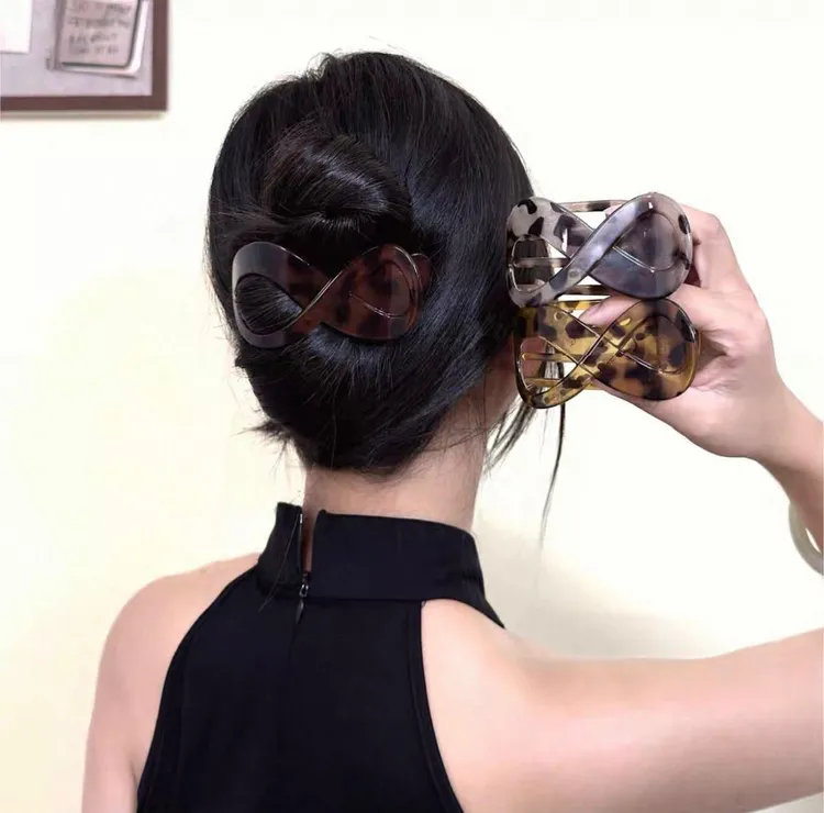 诗泊雅高级感发夹大号抓夹女后脑勺发卡秋冬鸭嘴夹