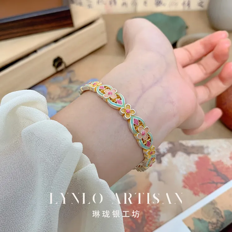 足银手镯 足银手镯琳珑银工坊[粉蕊]金枝珐琅足银足银999手镯