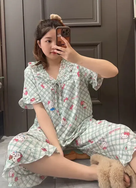日系休闲夏季新款女款V领泡莎花边卡通可外穿家居服睡衣女士宽松