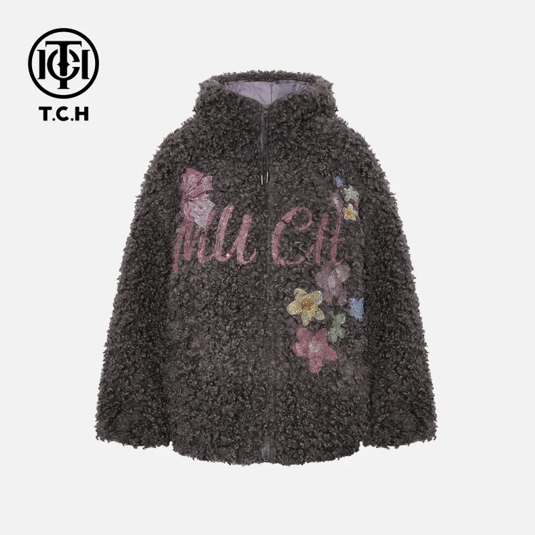 TCH【冬季保暖】冬款仿羊羔绒时尚烫钻淑女深灰色外套T75D18E5001