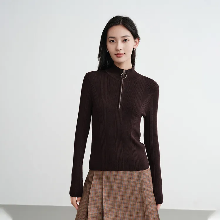 EP雅莹2025早秋新品 100绵羊毛设计感修身半高领拉链针织衫9583A