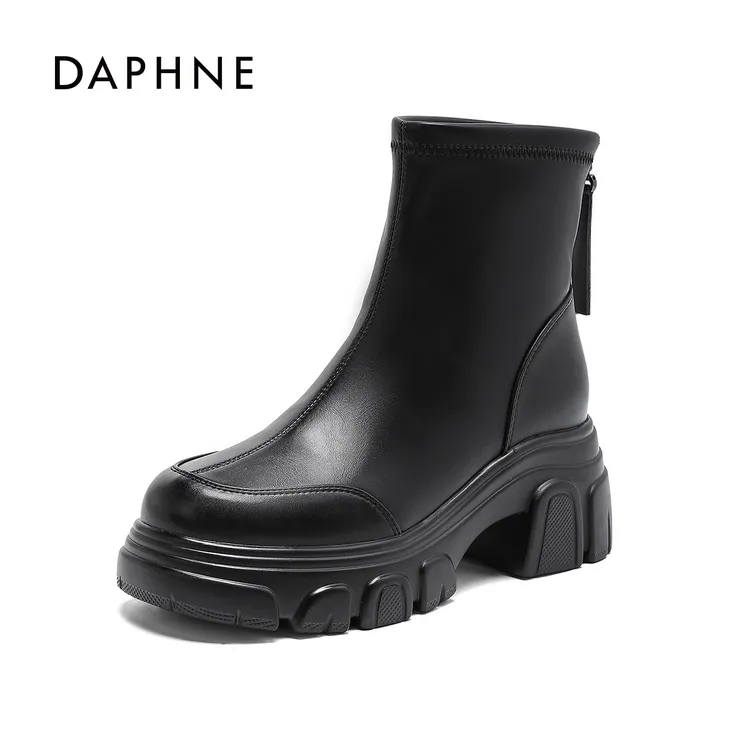 达芙妮新款2025时装女靴冬季加绒瘦瘦靴马丁靴时尚百搭增高短靴M