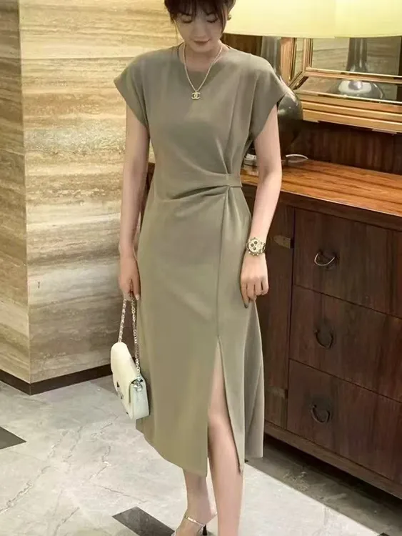 赫本风休闲减龄洋气系带收腰修身显瘦开叉2025新款夏装连衣裙T恤