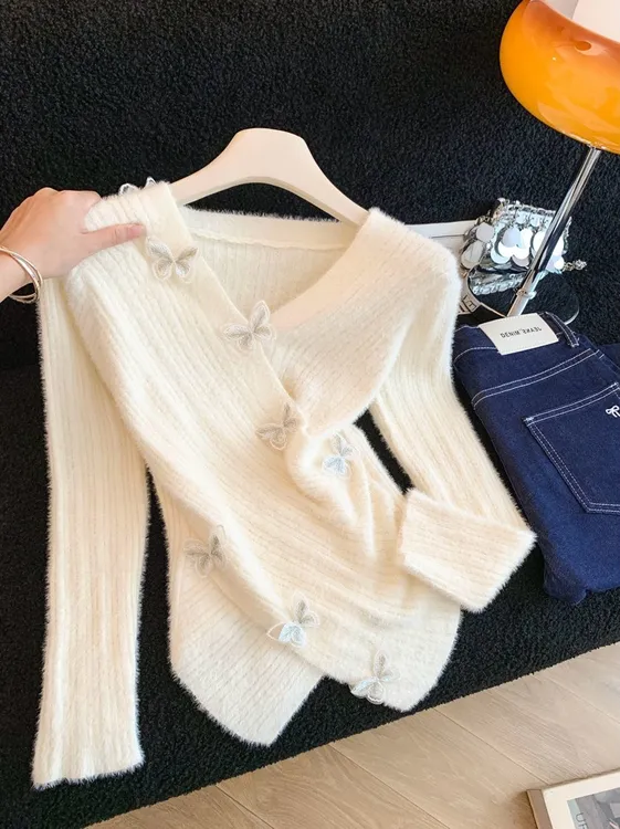 法式高级感毛绒绒毛衣女秋冬季新款气质蝴蝶不规则显瘦上衣百搭