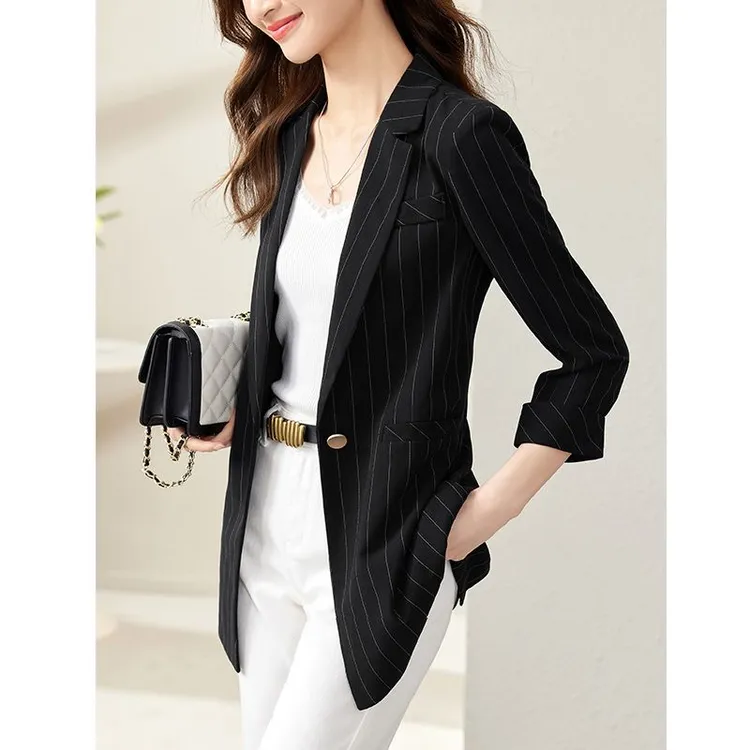 女士条纹韩版时尚气质休闲七分袖薄款西装外套