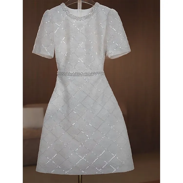 小香风连衣裙女夏季2025新款法式气轻奢设计感小众收腰a字裙子