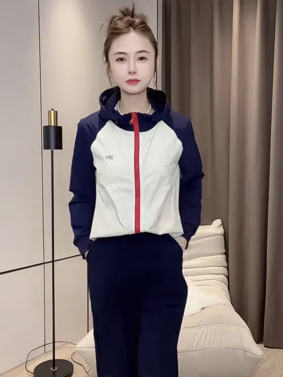 女士连帽拼色撞色防晒短外套春秋季休闲轻薄透气上衣