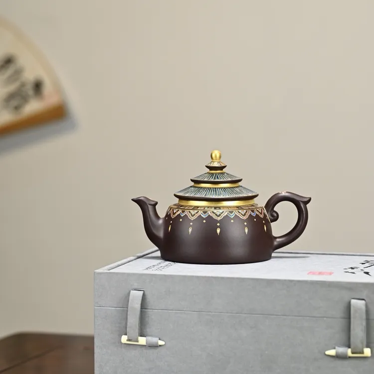 宜兴紫砂壶天坛·原创 大拍陶手汪庆红 容量300cc 原矿紫泥珐琅彩 