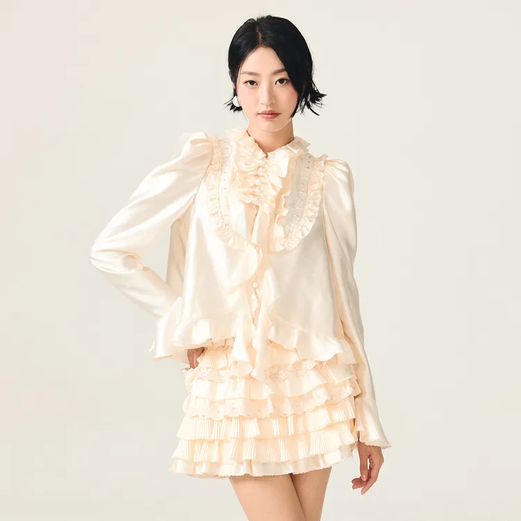 lefame拉飞姆2025冬季新款时尚甜美荷叶边缎面上衣女