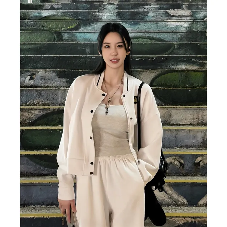 菠萝宝宝yuna【御河】YC22时尚气质美式学院风休闲经典款棒球服外套