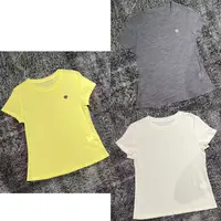 ARMS WELL王囡囡 米白/灰/黄色羊毛胸前刺绣圆领短袖T恤 L202
