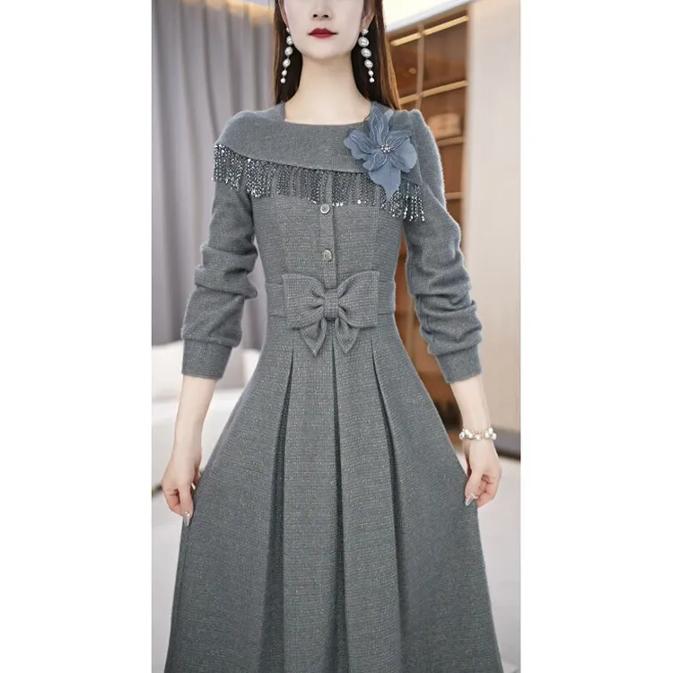 【连衣裙】冬季气质方领洋气修身显瘦中长款连衣裙M-4XL