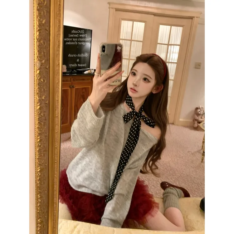 韩系甜美少女2025秋季新款ins性感露肩宽松上衣搭配蓬蓬短裙套装