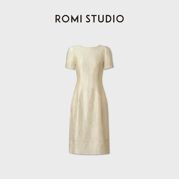 ROMI STUDIO定染珠光醋酸丝滑质感圆领直筒微A连衣裙 RWDRLG3573