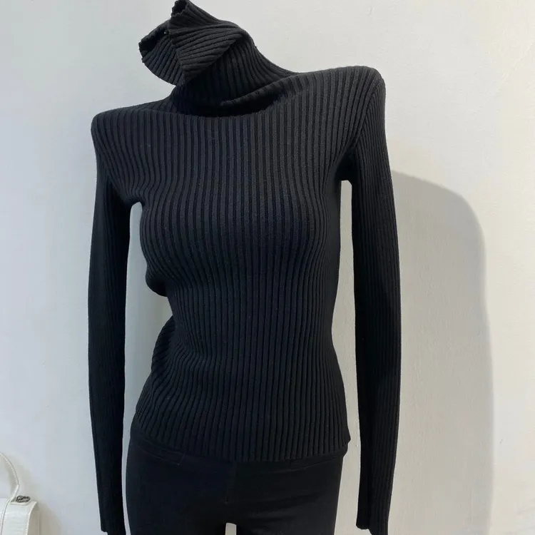 慵懒风翻高领连套手指竖坑条毛衣秋冬保暖套头弹力打底针织衫上衣