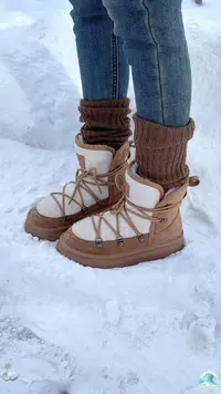 熙薇品牌2025秋冬新款舒适百搭时尚厚底中帮毛绒雪地靴H6874