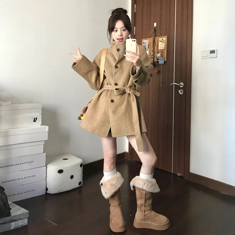 卡其色立领毛呢外套女秋冬季2025新款高级感小个子收腰短款呢大衣