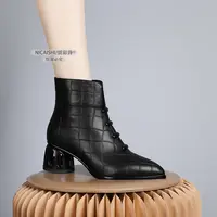 2025新款法式轻奢时尚气质短靴黑色加绒粗跟侧拉链百搭女裸靴0560