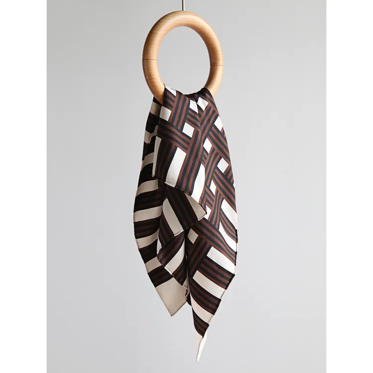 Forlin 双面喷绘桑蚕丝斜纹绸 中方巾围巾 91088