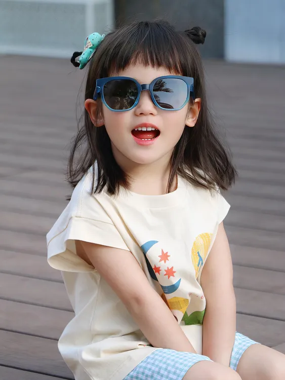 《小思家》女童2025夏季新款韩休闲多巴胺小花T恤格子短裤套装