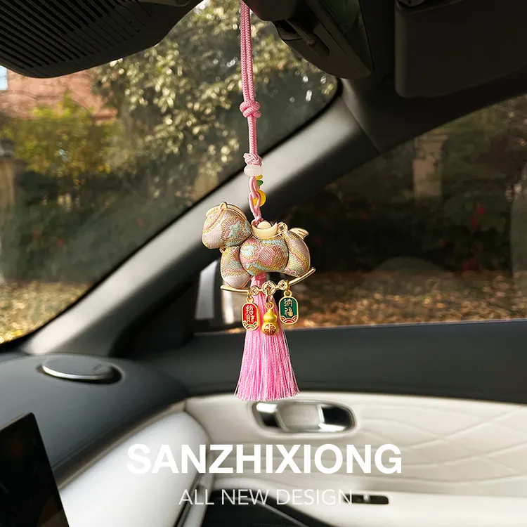 2026马年汽车挂件车载挂饰创意车内后视镜装饰吊坠车挂件新年礼物