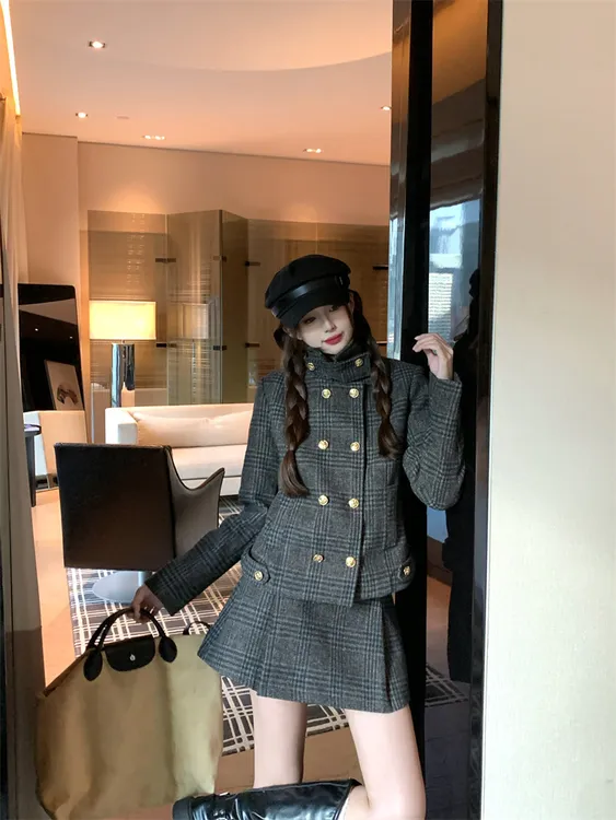 大码胖mm复古气质立领双排扣夹克外套女秋冬新款高腰百褶短裙套装