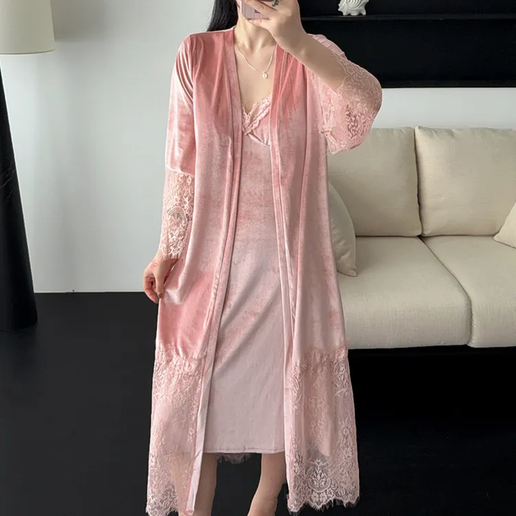 时尚金丝绒睡衣胸垫性感吊带新款轻奢舒适秋冬纯欲风女睡裙家居服