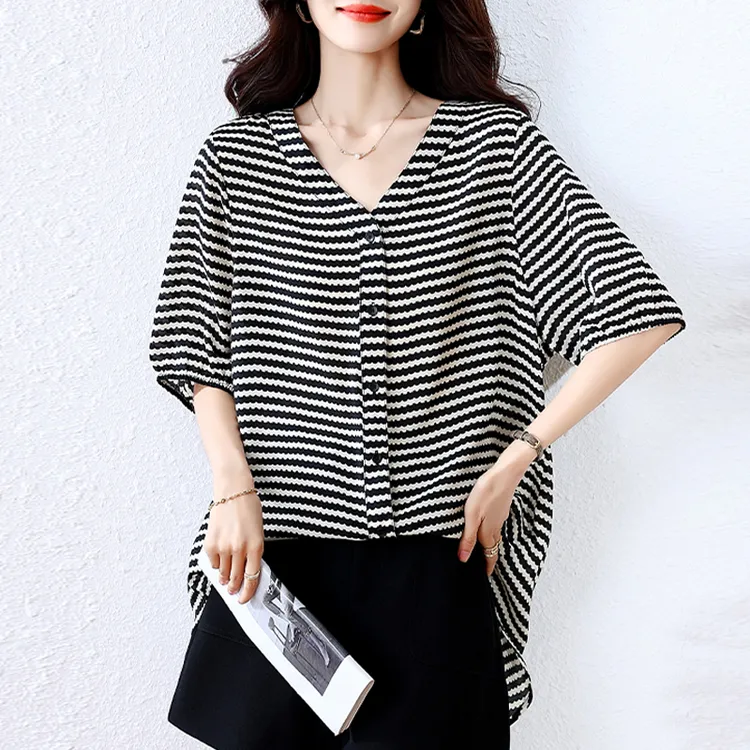 时尚条纹V领衬衫女中长款开衫中年妈妈装大码宽松遮肉显瘦上衣夏
