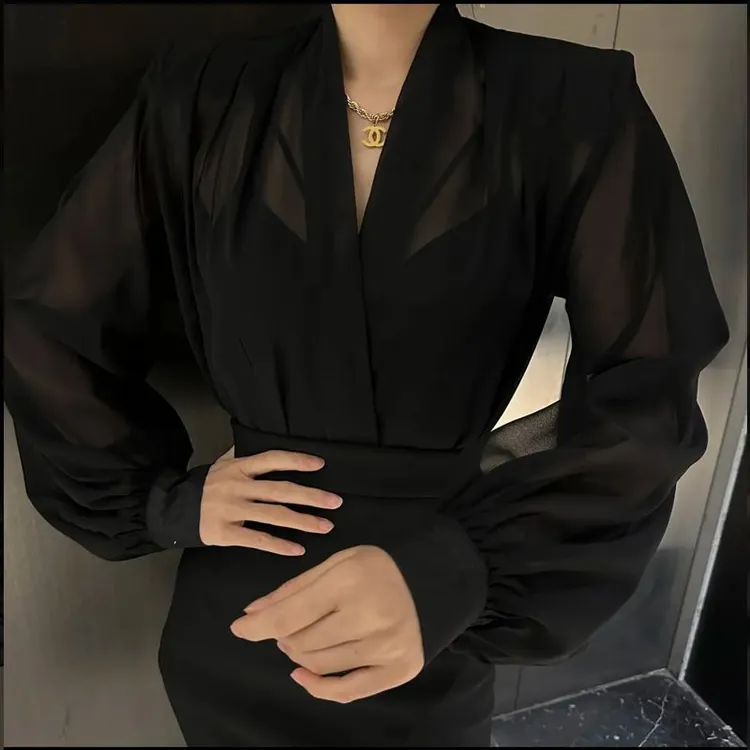 法式通勤高级感v领气质防晒衣女夏宽松纯色灯笼袖雪纺衬衫女上衣