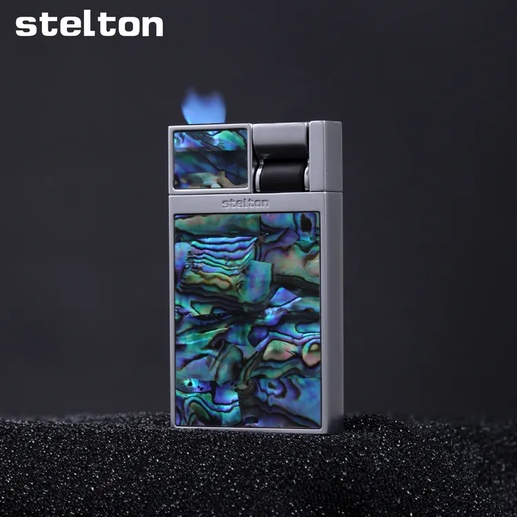斯特腾卡片超轻薄款打火机高档气体防风充气直冲创意个性礼物