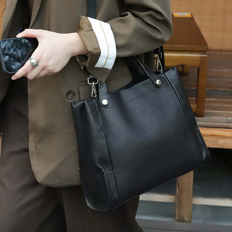 爆款头层牛皮新款真皮女包时尚托特包单肩包大容量斜挎手提包