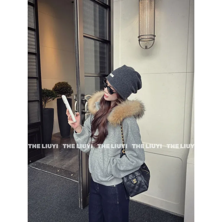 【LIUYI】琥珀雪松~冬季保暖加绒加厚连帽真毛领卫衣外套510154