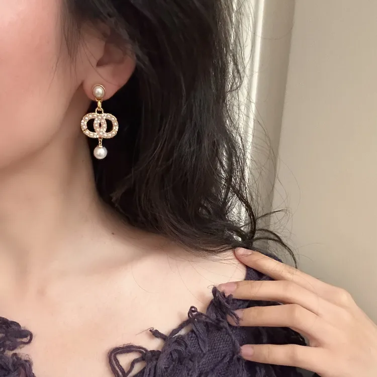 铜合金合成锆石耳饰 E0240小香风百搭复古气质长款个性设计感