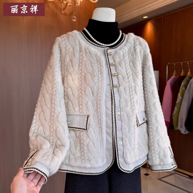 气质妈妈装高级小香风毛呢外套冬季保暖仿水貂毛短款时髦大衣